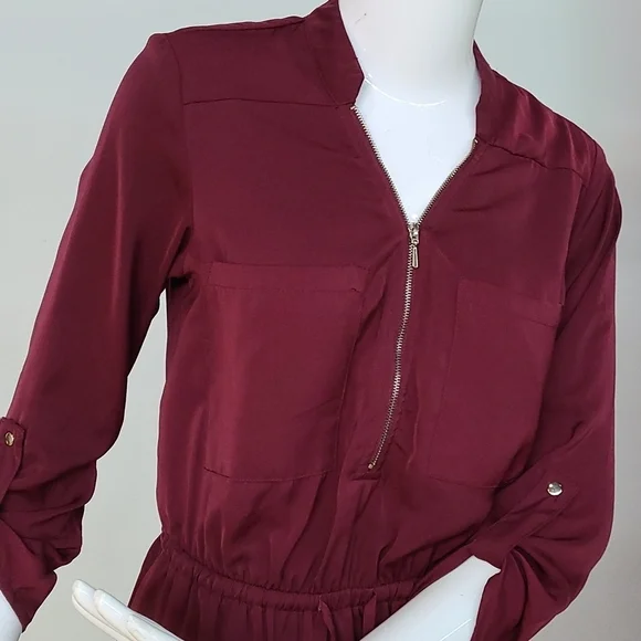 🦋 Dynamite Long Sleeve Dress - Picture 3 of 9